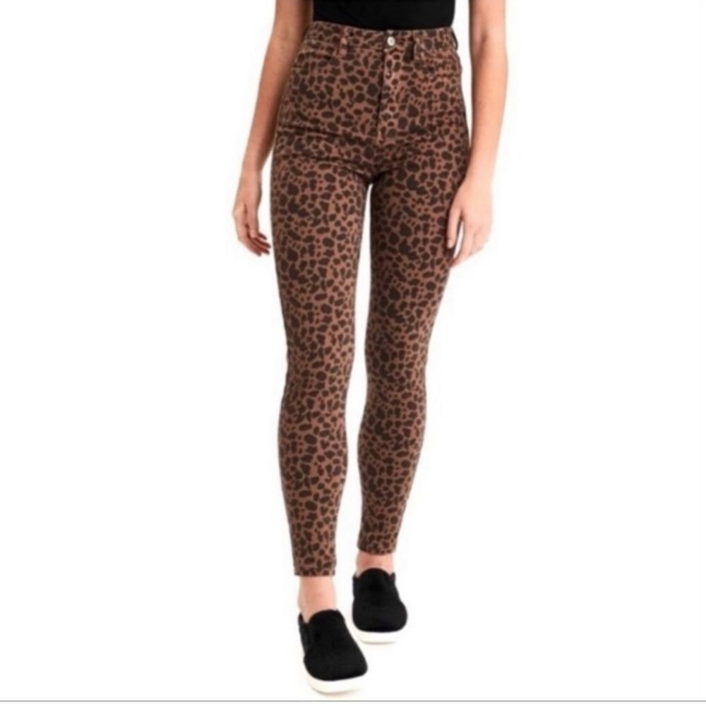 AMERICAN EAGLE SUPER HIGH RISE LEOPARD PRINT JEGGINGS 6
